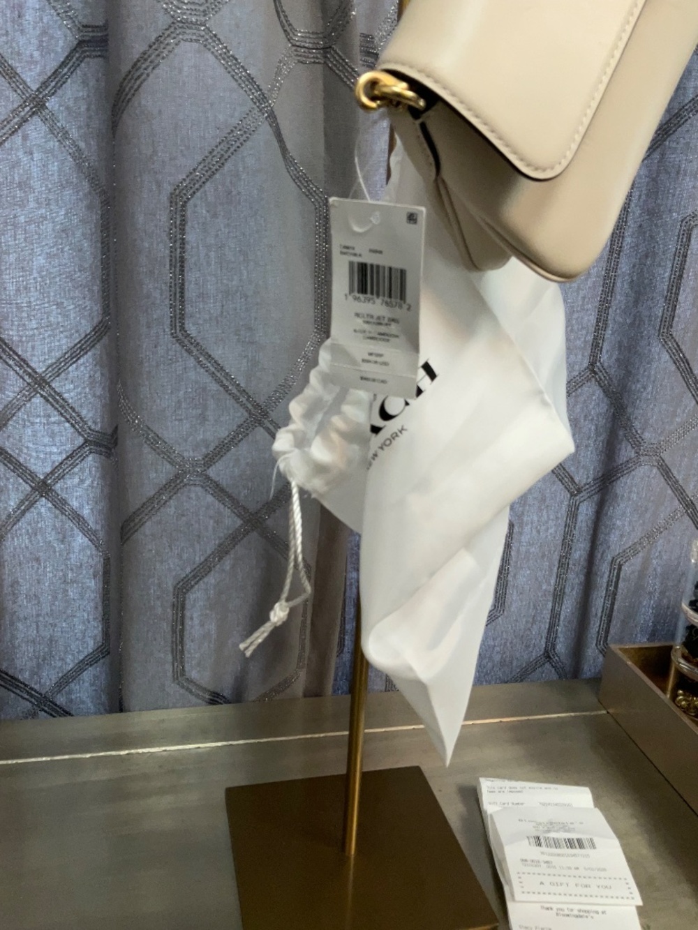 Coach Cream Jet Shoulder Bag in Chalk(FREE COACH SHIRT GWP) - Picture 5 of 15